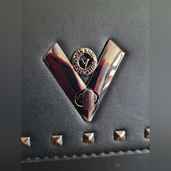 VALENTINO ORLANDI Black Studded Handbag with Striped Bow - Picture 8 of 12